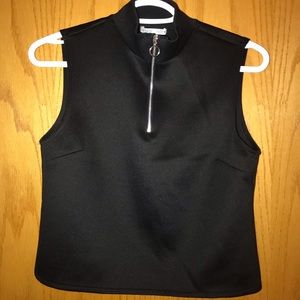Sleeveless zip up top